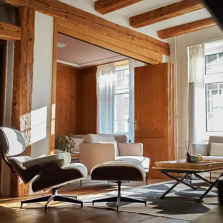 Rooftop Maisonette In Old Town Apartman