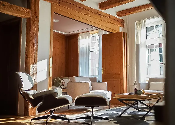 Rooftop Maisonette In Old Town Apartman