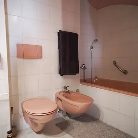 Rooftop Maisonette In Old Town Apartment